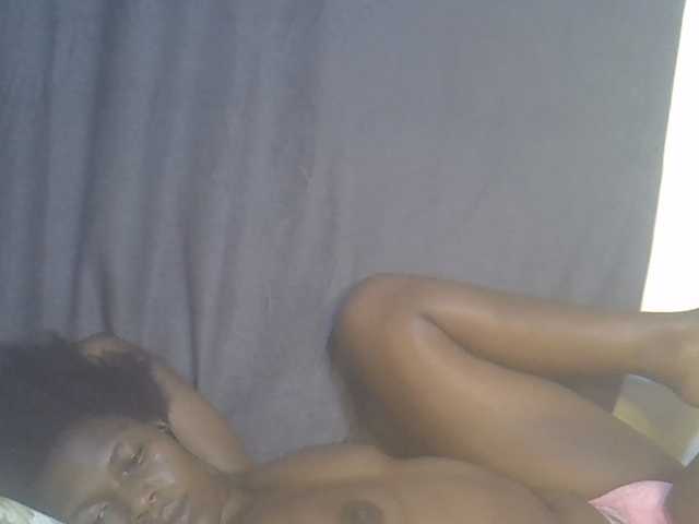 cute-faizah live cam on BongaCams