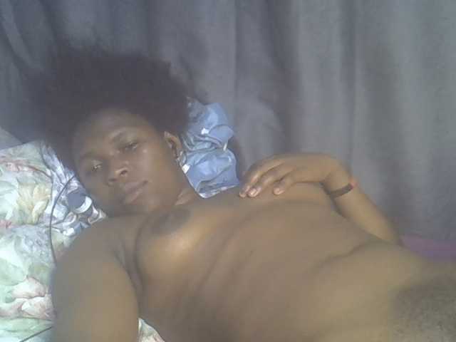 cute-faizah live cam on BongaCams