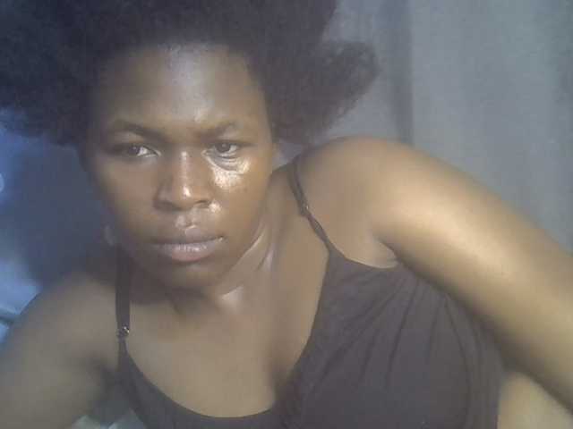 cute-faizah live cam on BongaCams