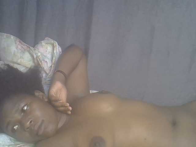 cute-faizah live cam on BongaCams