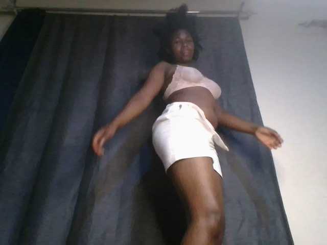 cute-faizah live cam on BongaCams