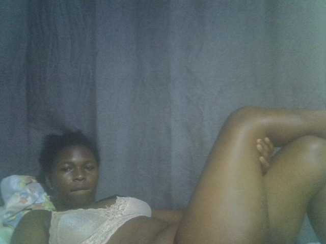 cute-faizah live cam on BongaCams