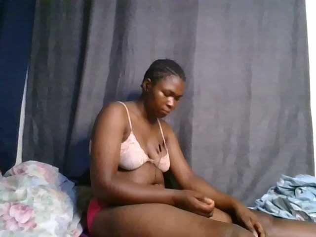 cute-faizah live cam on BongaCams