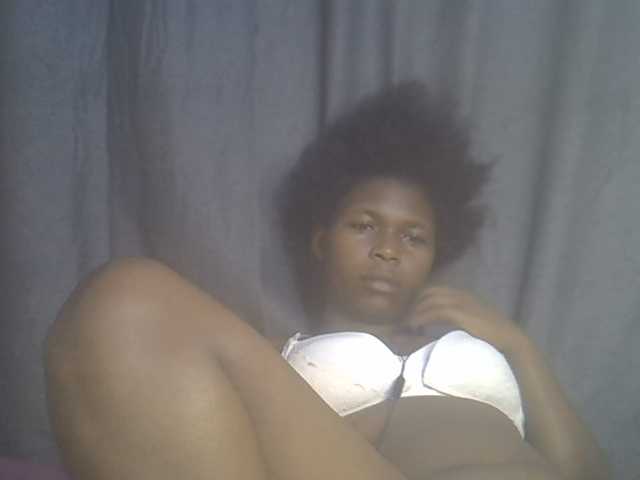cute-faizah live cam on BongaCams