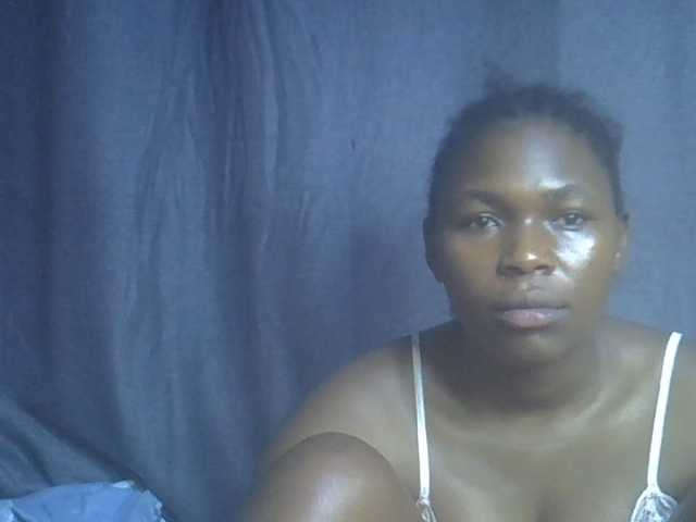 cute-faizah live cam on BongaCams