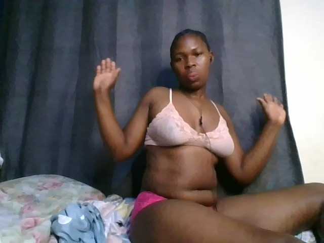 cute-faizah live cam on BongaCams
