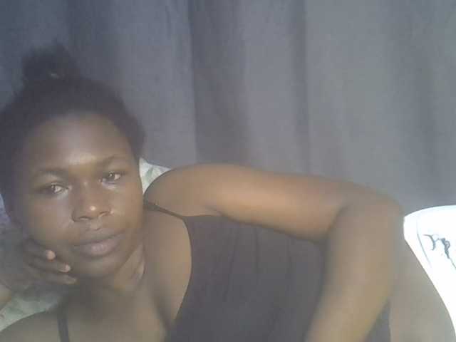 cute-faizah live cam on BongaCams