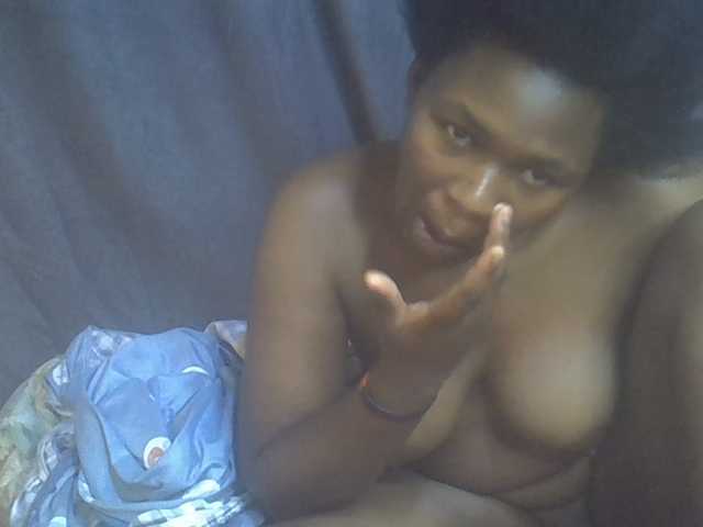 cute-faizah live cam on BongaCams