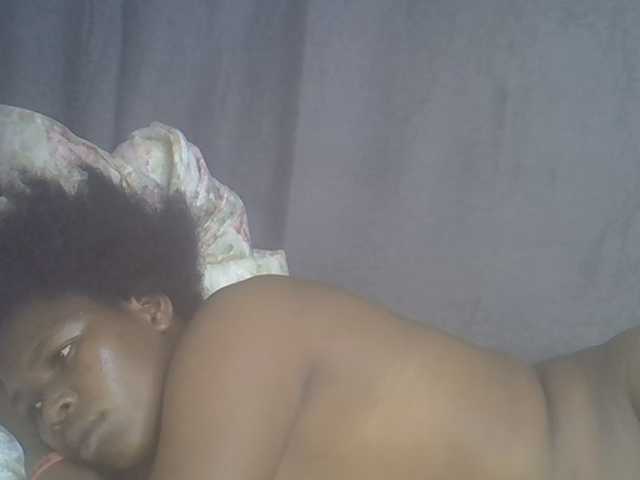 cute-faizah live cam on BongaCams