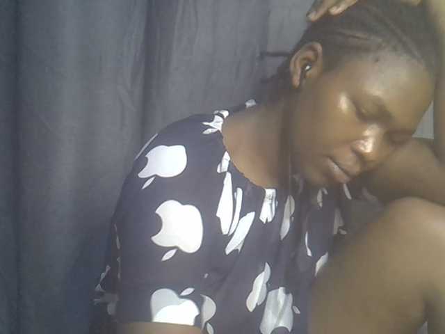 cute-faizah live cam on BongaCams