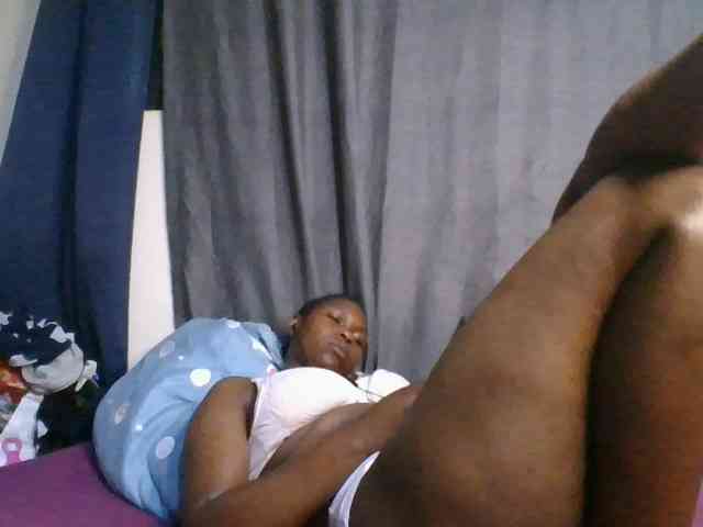 cute-faizah webcam