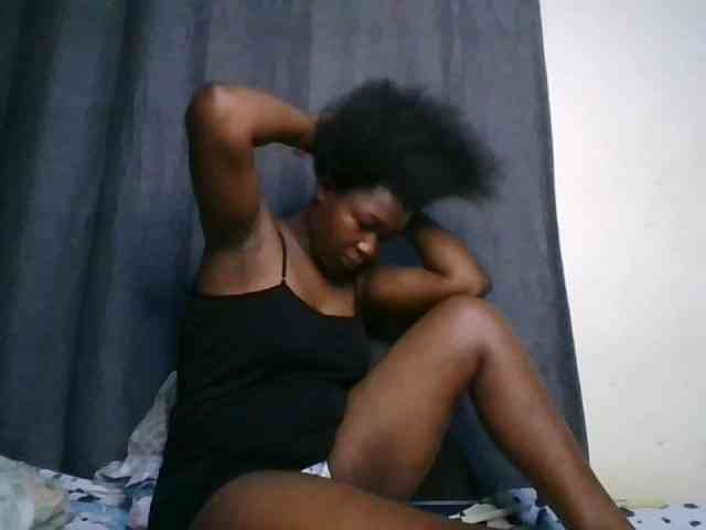 cute-faizah webcam