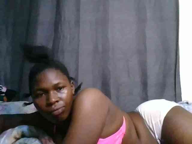 cute-faizah webcam