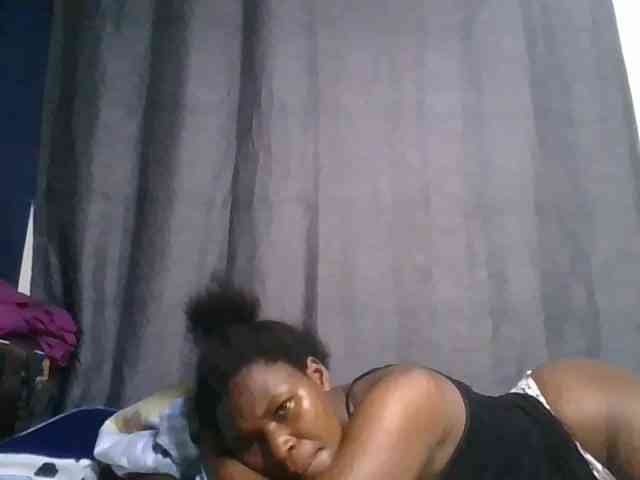 cute-faizah webcam