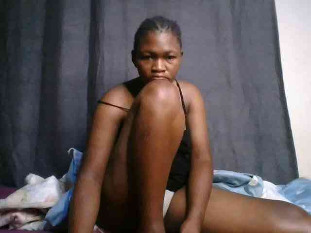 cute-faizah webcam