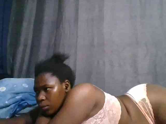 cute-faizah webcam