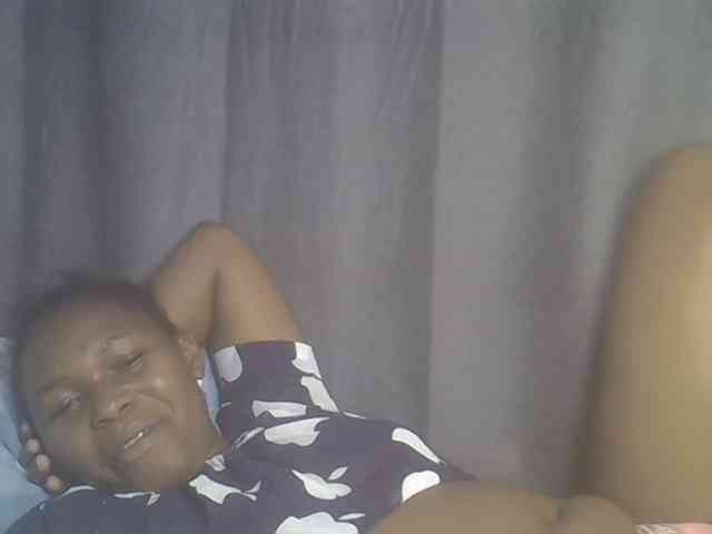 cute-faizah webcam