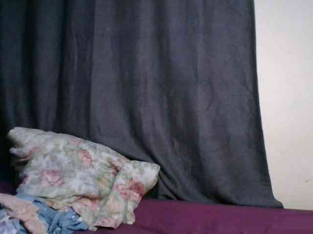 cute-faizah webcam