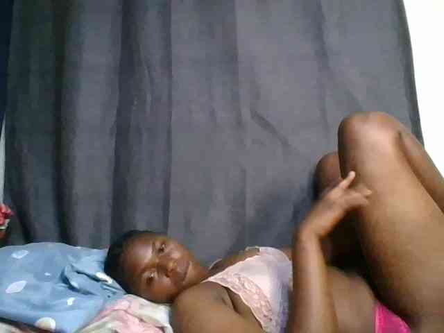 cute-faizah webcam