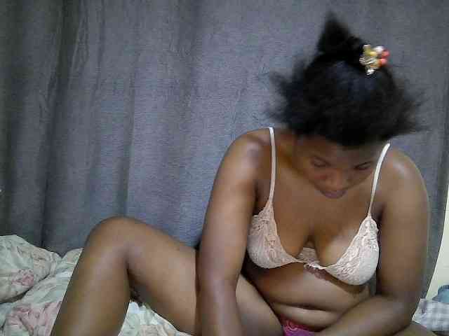 cute-faizah webcam