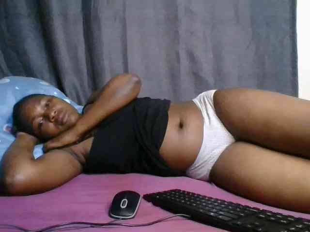 cute-faizah webcam