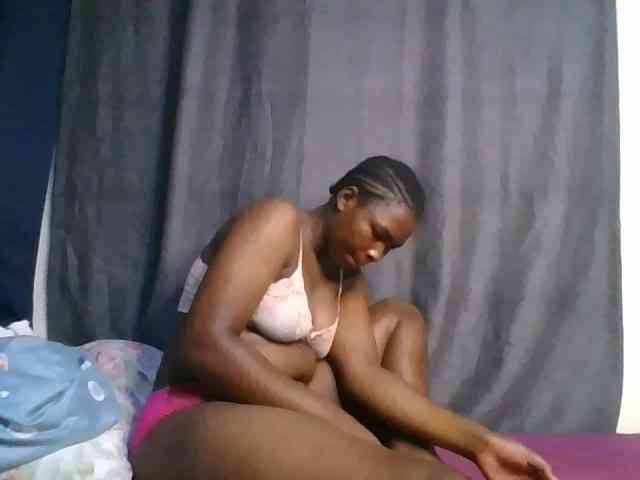 cute-faizah webcam