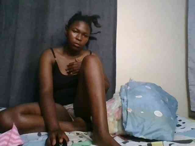 cute-faizah webcam