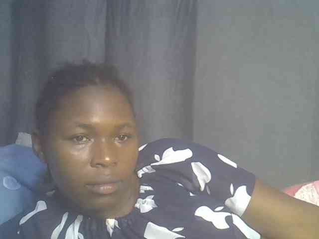 cute-faizah webcam