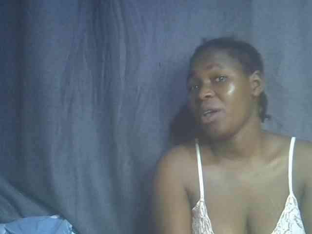 cute-faizah webcam