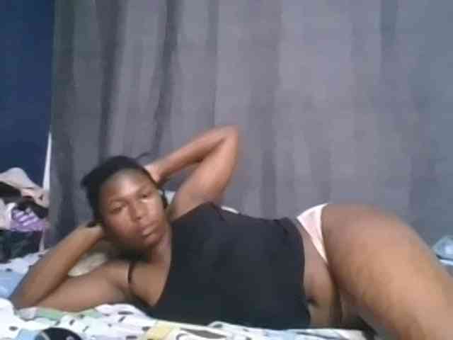 cute-faizah webcam