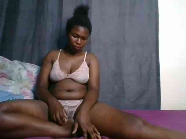 cute-faizah webcam