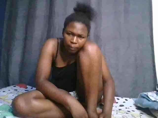 cute-faizah webcam