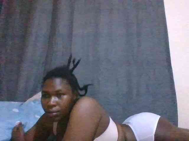 cute-faizah webcam