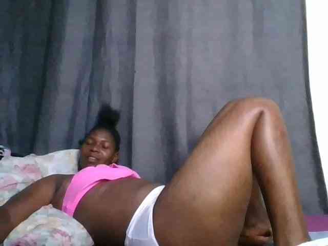 cute-faizah webcam