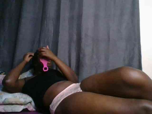 cute-faizah webcam