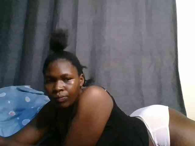 cute-faizah webcam