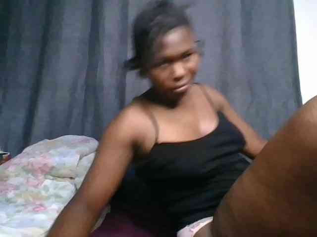 cute-faizah webcam