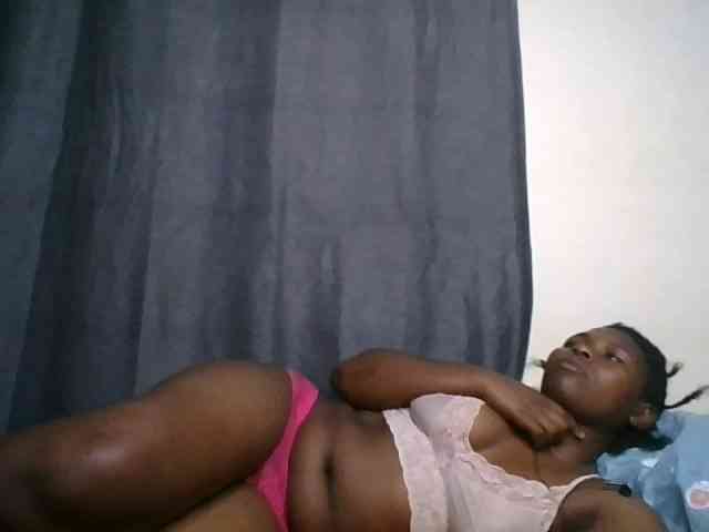 cute-faizah webcam