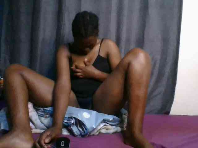 cute-faizah webcam