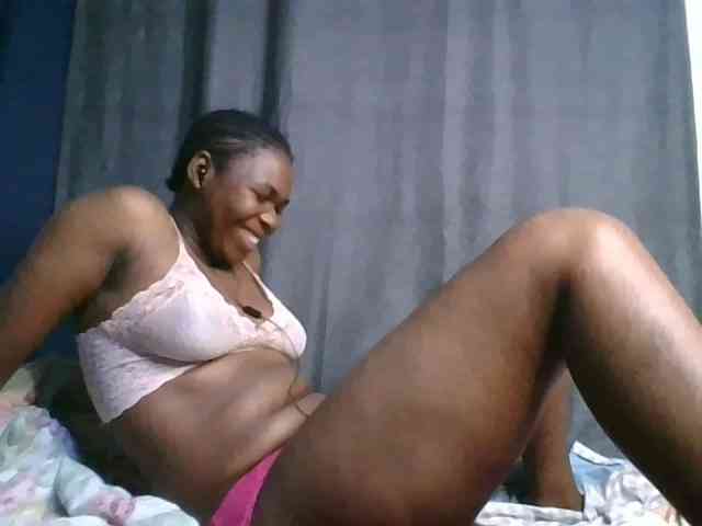 cute-faizah webcam