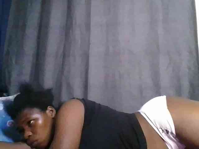 cute-faizah webcam