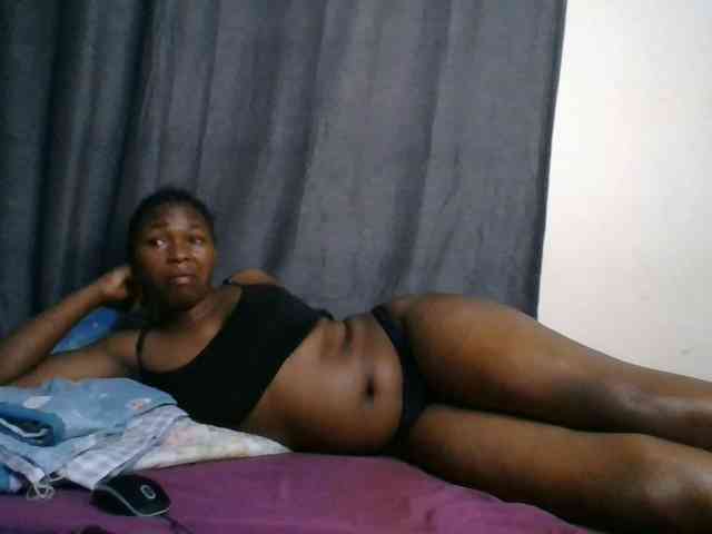 cute-faizah webcam