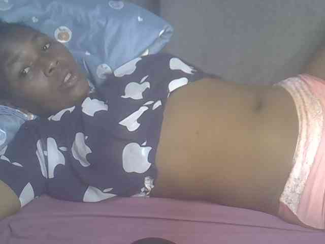 cute-faizah webcam