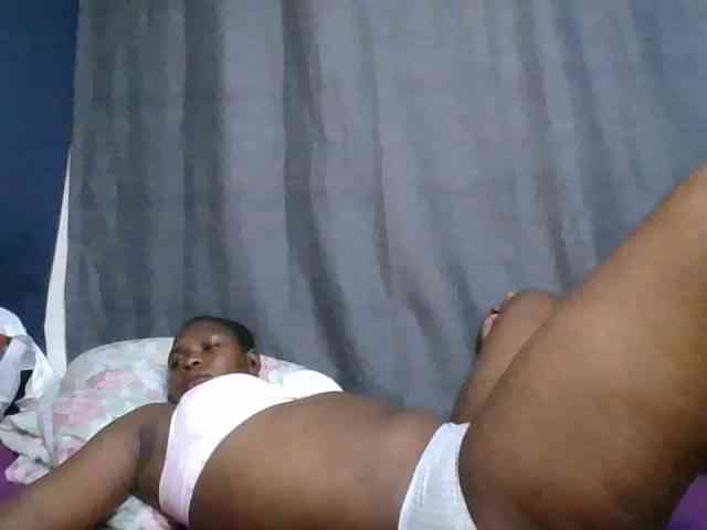 cute-faizah webcam