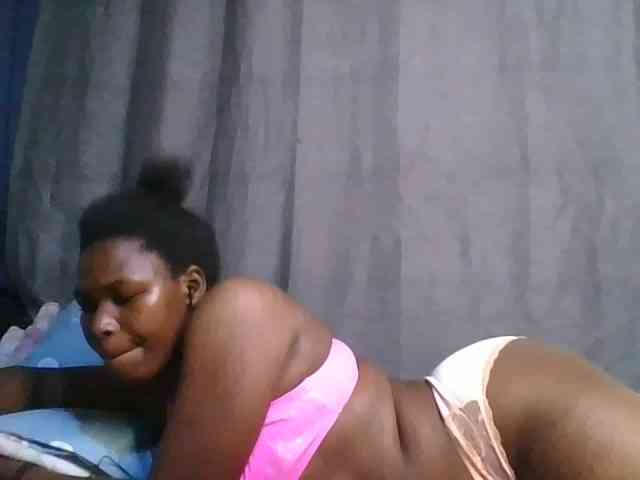cute-faizah webcam