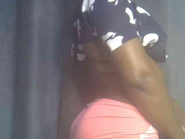 cute-faizah webcam