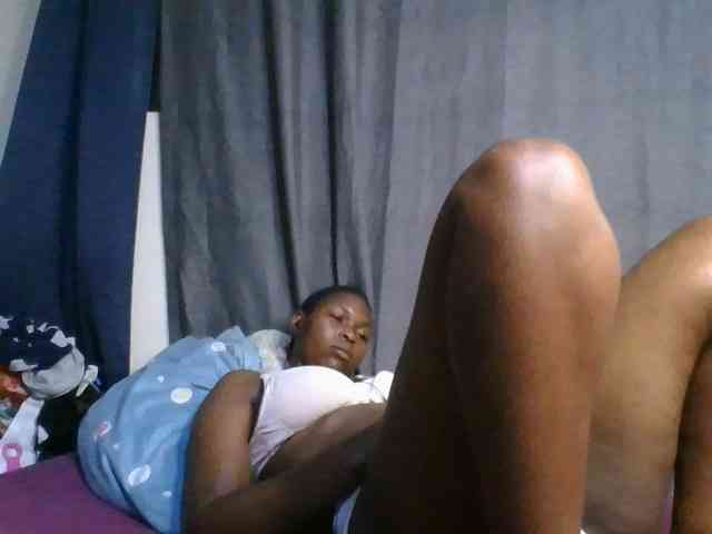 cute-faizah webcam