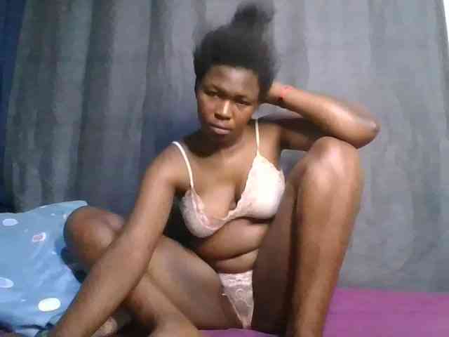 cute-faizah webcam