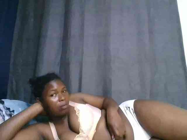 cute-faizah webcam