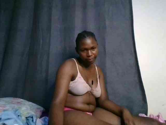 cute-faizah webcam